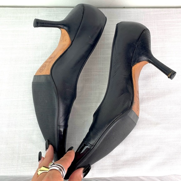 Authentic Vintage Chanel kitten heel pointed pumps size 38 1/2 two black leather - Picture 6 of 8
